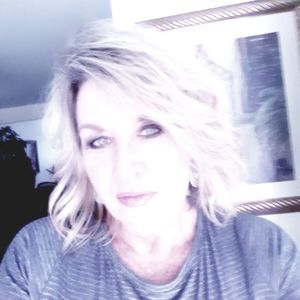 Meet your Posher, Jane